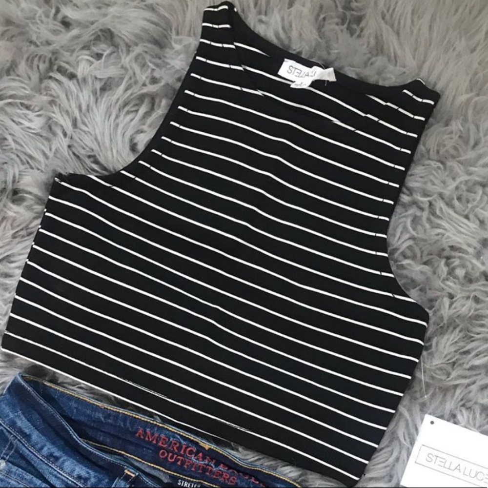 Crop top